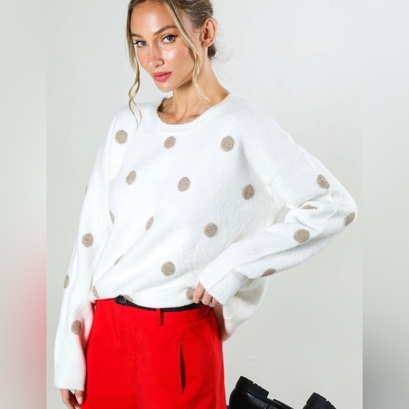 Blu Trends Sweaters - Winter White Sweater w/Cooper Sparkly Circles